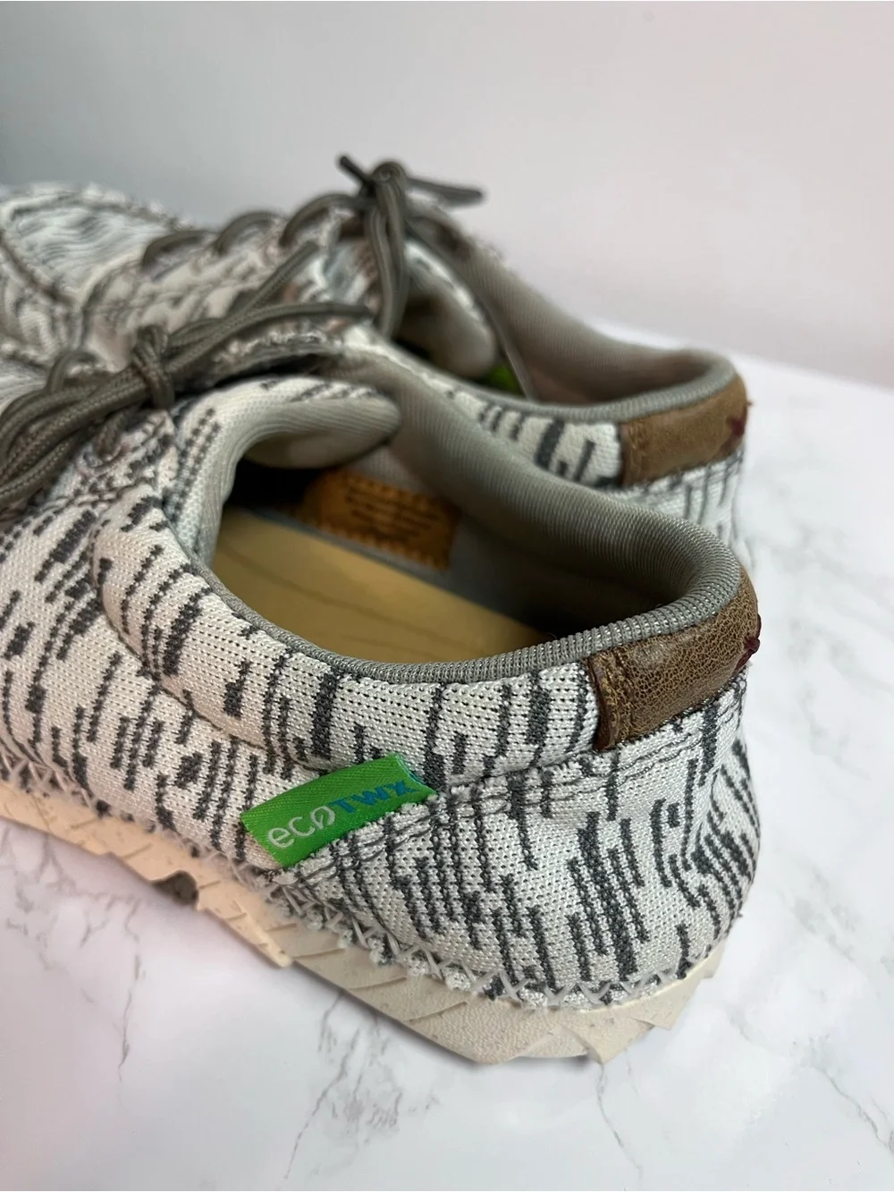 Twisted X Mens Size 6M Eco-Tred Fabric Leather Upper Boat Shoes Casual Lace Up